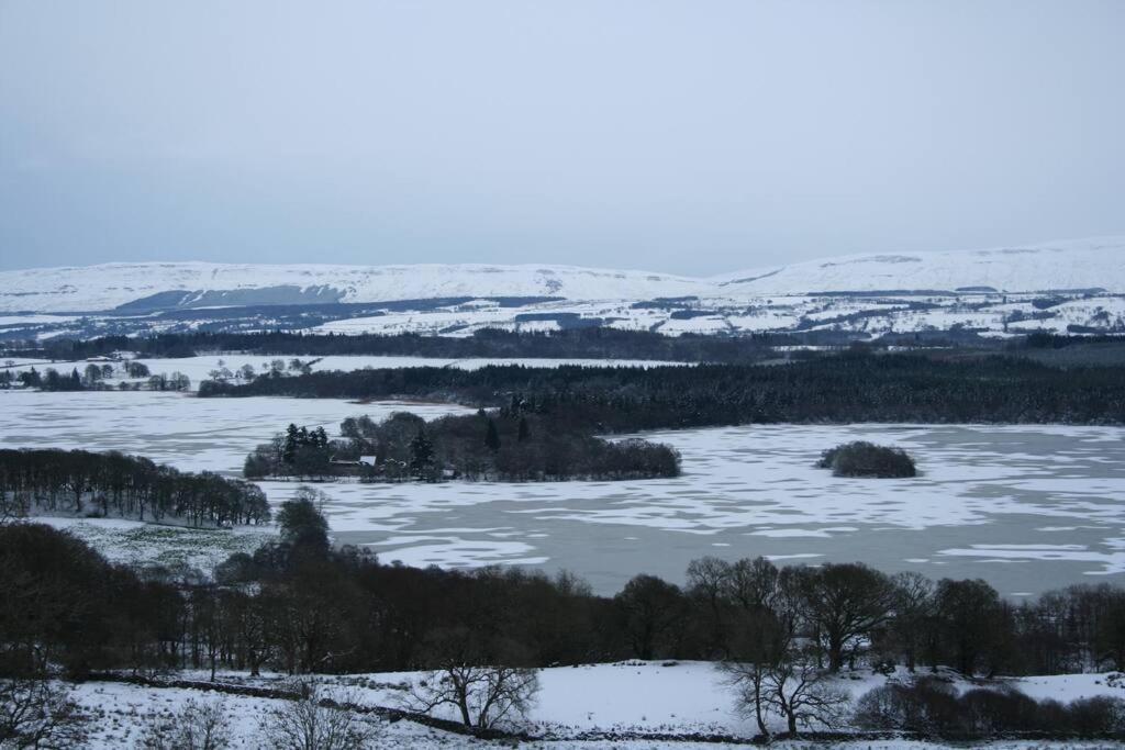 The Mews - A Cottage With A Spectacular Lake View Port Of Menteith Exterior foto